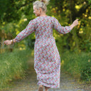 Robe Agathe Coton Fleuri champêtre porté | atelier à Roubaix