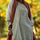 Robe Armande – Velours milleraies ivoire fleuri - Quintessence