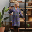 Robe Guillemette — Viscose imprimée Jardin ultraviolet - Quintessence