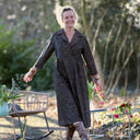 Robe Hazel - Gravure botanique noire/dorée - Quintessence