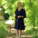 Robe Joanne — Double gaze de coton bleu nuit - Quintessence