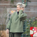 Sweat Gustave - double gaze de coton matelassé vert ortie/ envers fleuri - Quintessence