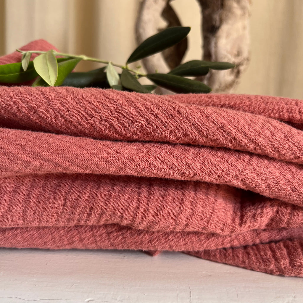 Robe Louison  - double gaze de coton terracotta rosé (manches courtes)