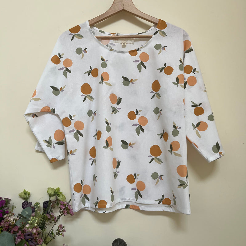 Patron papier blouse Yumi - Version imprimée en couleur taille réelle
