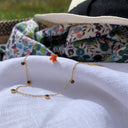 Collier court Avril - dorée/ médaillon noir - Quintessence