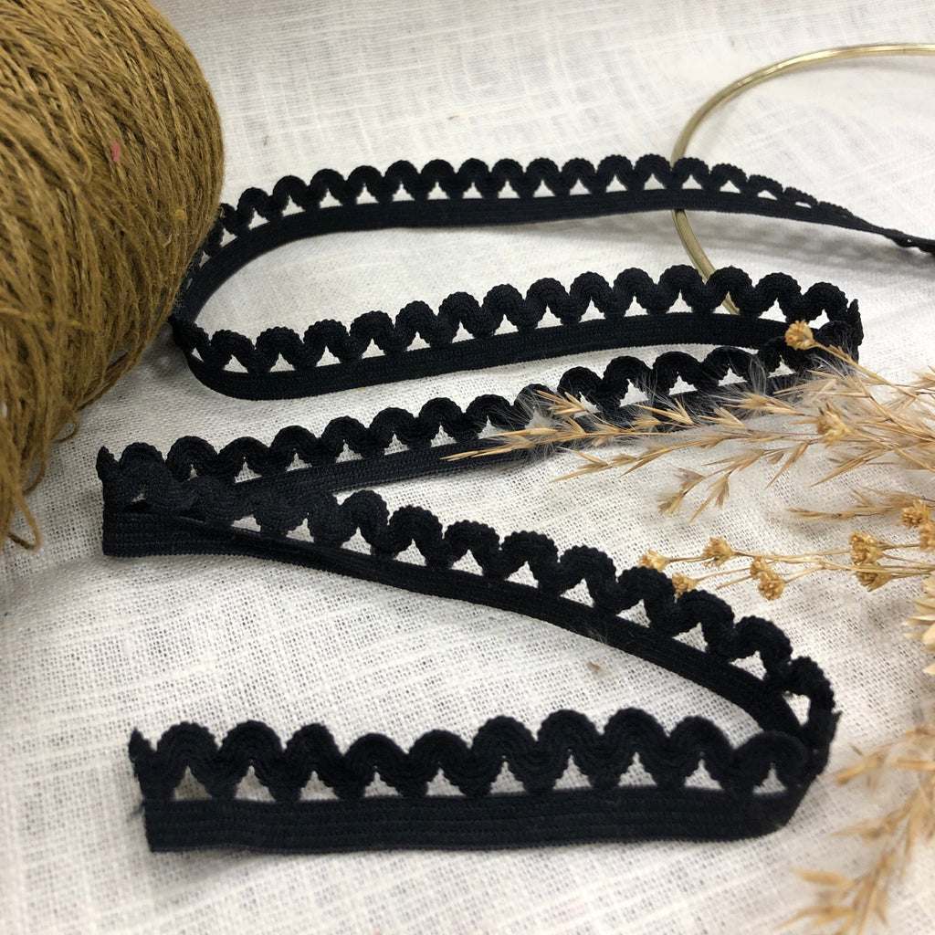 Élastique lingerie crochet noir ondulations larges - au mètre - Quintessence