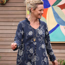 Robe Aria - double gaze de coton brodée bleu marine - Quintessence