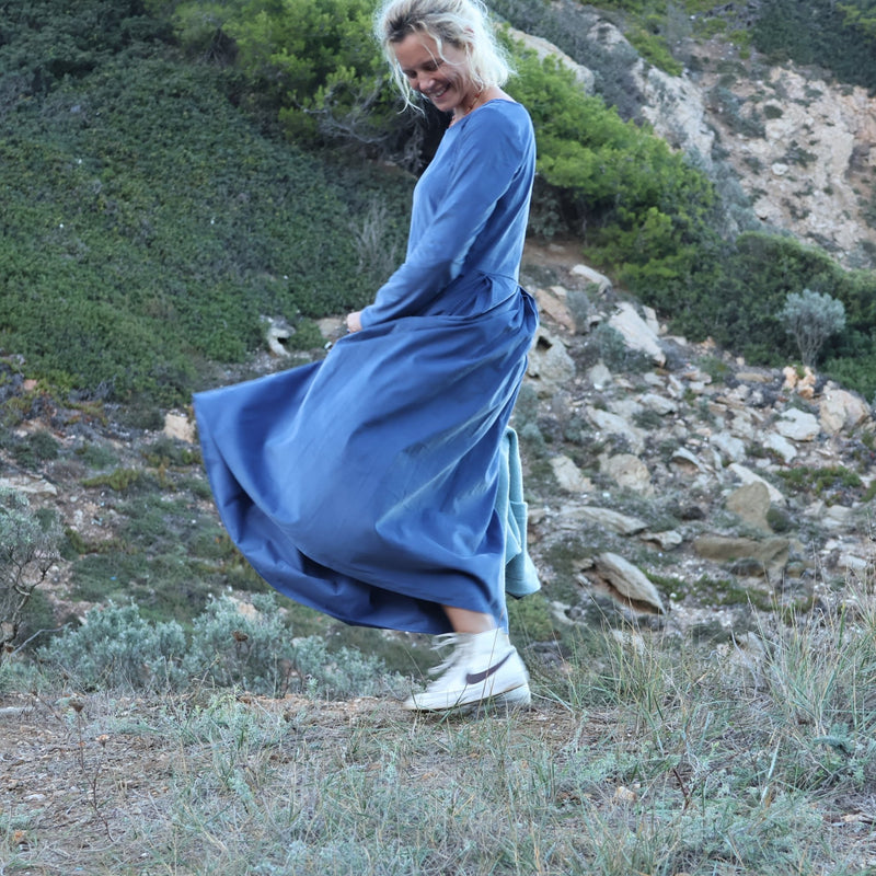 Robe Louisa - velours de coton milleraies bleu océan - Quintessence