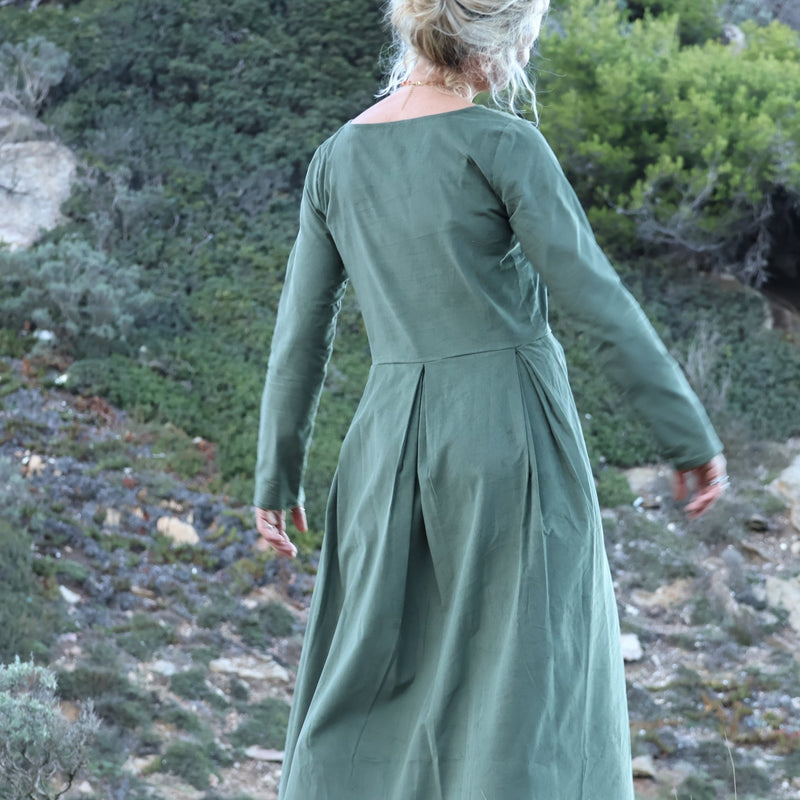 Robe Louisa - velours de coton milleraies vert kaki - Quintessence