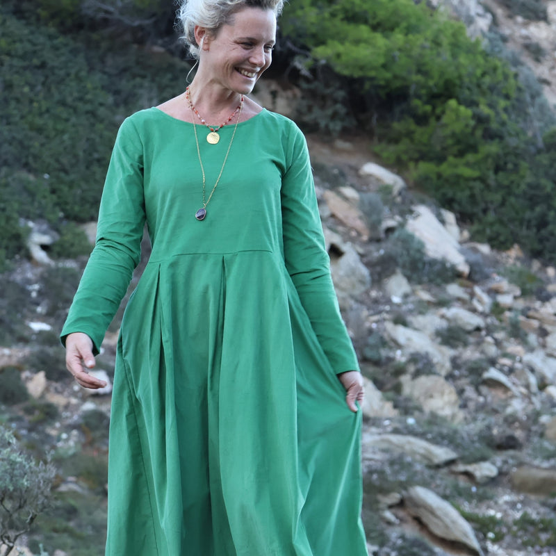 Robe Louisa - velours de coton milleraies vert menthe - Quintessence