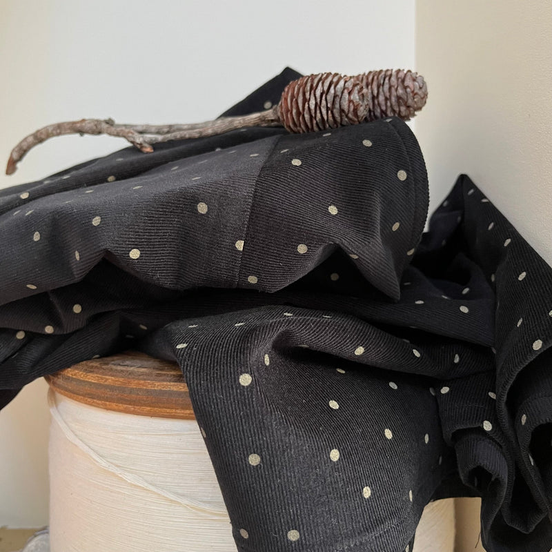 Robe Marilou - velours de coton noir pois ocrés - Quintessence