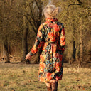 Robe Pomme - longueur midi - sergé de viscose - fleurs de minuit - Quintessence