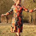 Robe Pomme - longueur midi - sergé de viscose - fleurs de minuit - Quintessence