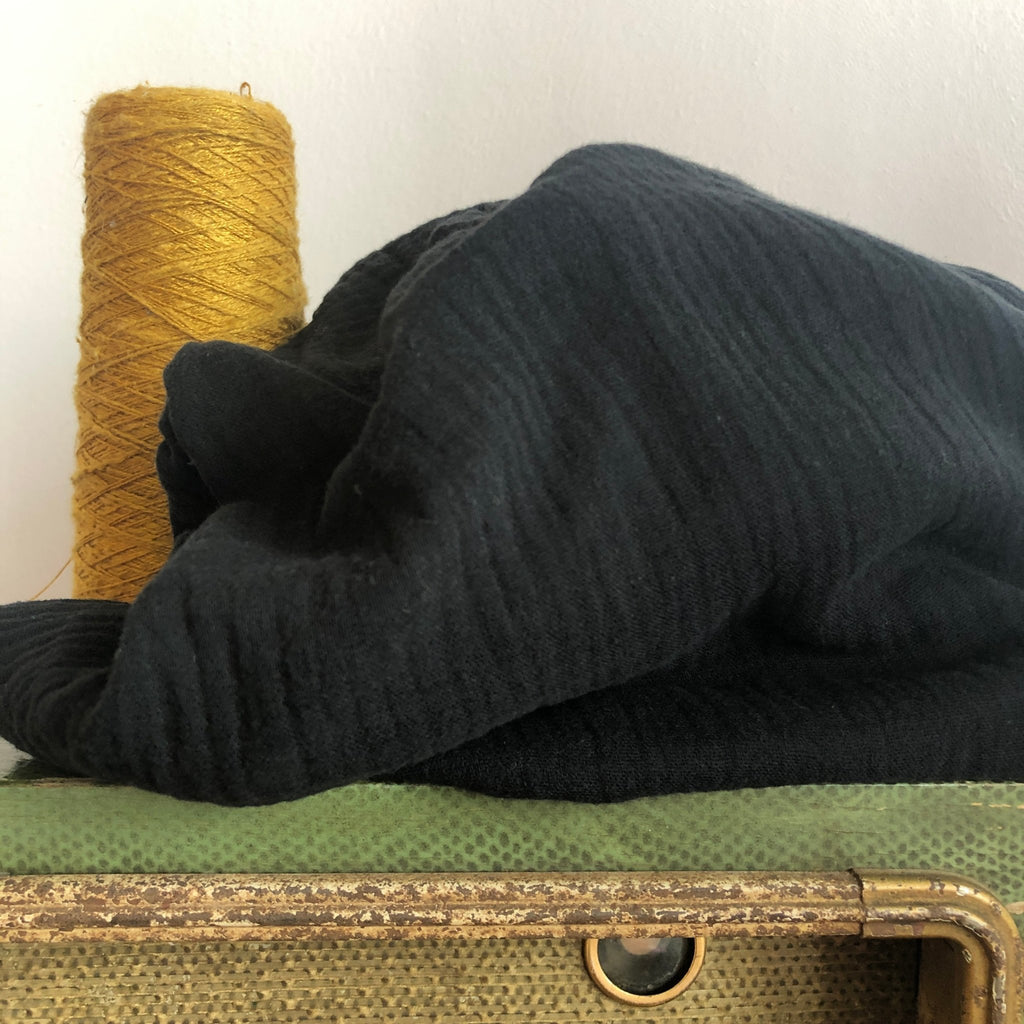 Robe Siloé double gaze de coton noire - Quintessence